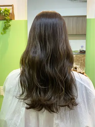 ロング カラー 【エシカル】 HOSOMIのヘアスタイル