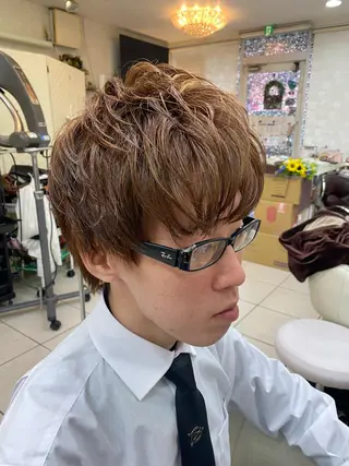 ショート 縮毛矯正専門店　美容室ハース所属・ウィリアム シュウのヘアスタイル