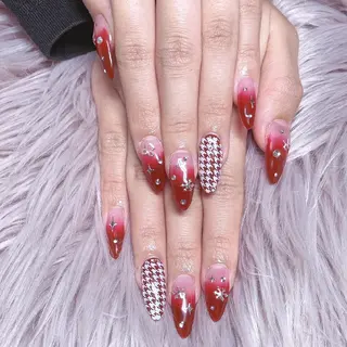 ネイル 稲垣 江梨花のネイルデザイン