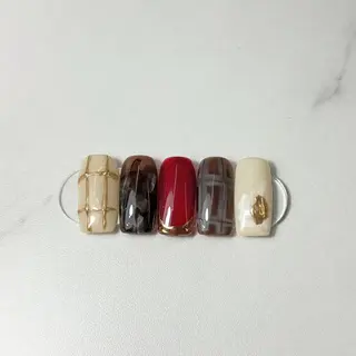 ネイル AKINA NAILのネイルデザイン