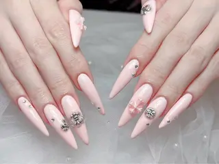 ネイル Bél Nail salonのネイルデザイン