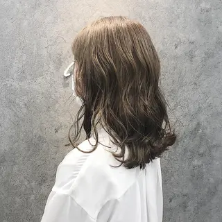 ミディアム 所渉/韓国レイヤー /ウルフカットのヘアスタイル