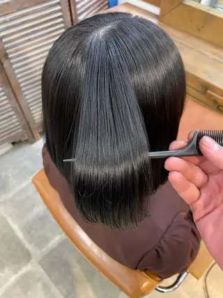 ミディアム カラー 松田 恋のヘアスタイル