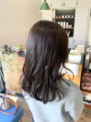 カラー 堀 望美のヘアスタイル