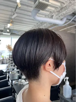 ショート カラー ブリーチなし透明感 タケザワミキのヘアスタイル