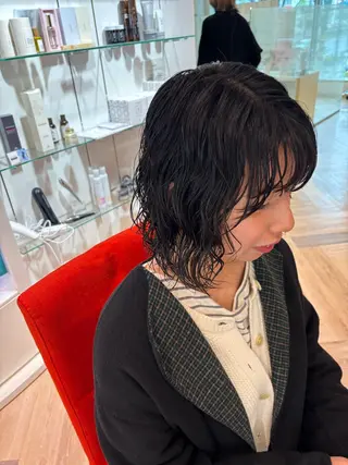 ショート パーマ ゆい/パーマ/レイヤ ー/似合わせカラーのヘアスタイル