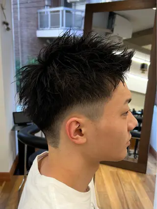 ショート メンズ メンズカット✂️ スキンフェード伊藤陸のヘアスタイル