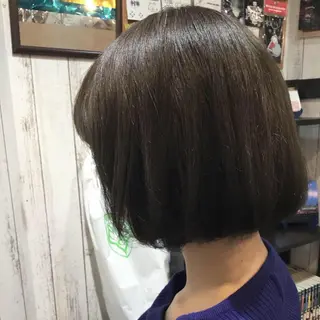 ショート カラー embrace エンブレイスのヘアスタイル