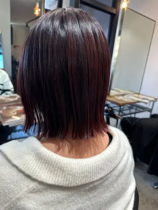 ミディアム YURIK Aのヘアスタイル