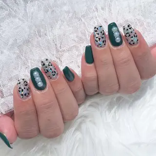 ネイル はあとねいる天王町店所属・HARUKA 🐼のネイルデザイン