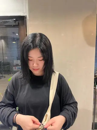 カラー こまつばらみお/レイ ヤー/ダブルカラーのヘアスタイル