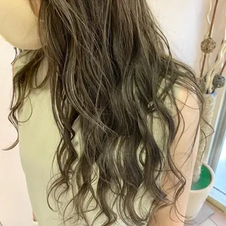 ロング カラー mimiiy梅田 中崎町ハイトーンのヘアスタイル
