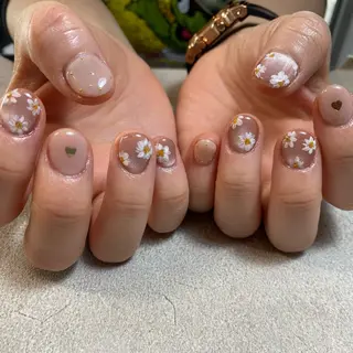 ネイル amunail所属・amunail浦川 歩のネイルデザイン