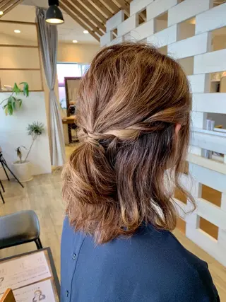 ミディアム カラー chill out 南塚口本店のヘアスタイル