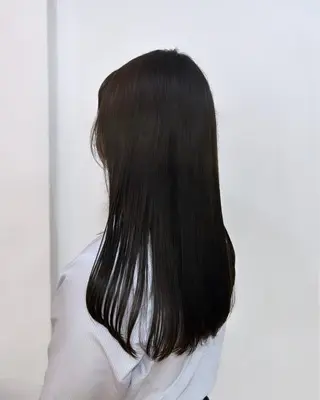 カラー たきぐち さくらのヘアスタイル