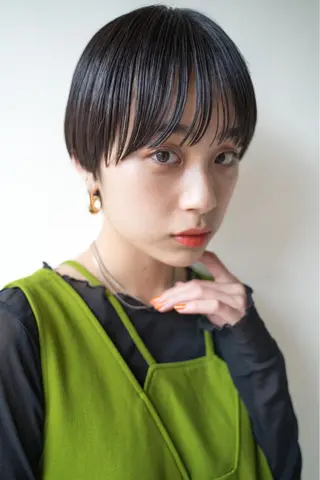 ショート カラー レイヤー／似合わせ TAKUYAのヘアスタイル