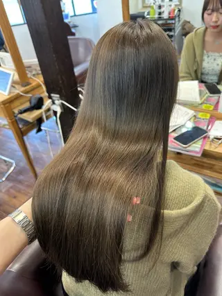 ロング カラー トレンドヘア🌿 chinariのヘアスタイル