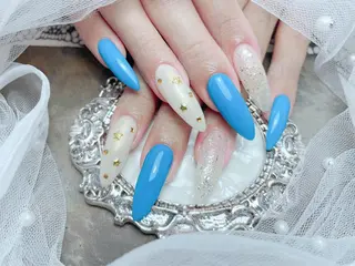 ネイル マジックミラー所属・マジック ミラーのネイルデザイン