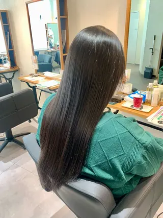 ロング Dears 香芝店所属・関 優希のヘアスタイル