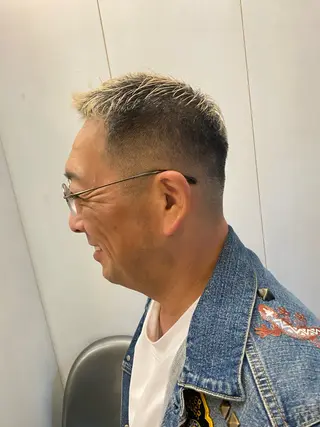 ショート カラー わたなべ ゆうなのヘアスタイル