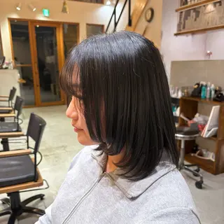 ミディアム 渡邉梨里/ Relico-nidのヘアスタイル