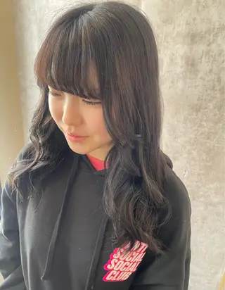 セミロング カラー 羽エクステ/シール エクステ/横浜駅5分のヘアスタイル