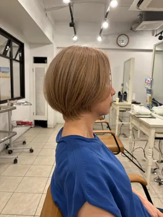 ショート カラー ハイライトカラー/ ハイトーン🍀白石のヘアスタイル