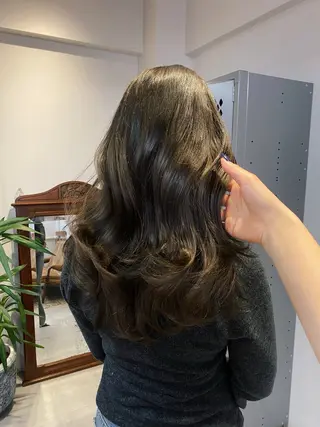 ロング カラー minami ハイトーン/レイヤーのヘアスタイル