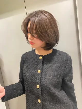 ミディアム 小柳 飛鷹のヘアスタイル
