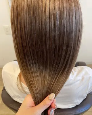 カラー aile/ annaのヘアスタイル