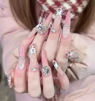 ネイル 小島 阿佑美のネイルデザイン