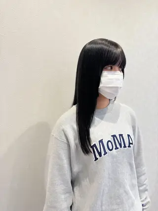 セミロング カラー Limb所属・市塚 あみのヘアスタイル