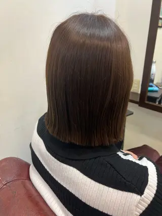 ミディアム 吉岡 なみのヘアスタイル