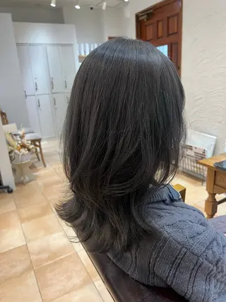 ミディアム カラー 🥀韓国ヘア🥀 宮津真菜のヘアスタイル