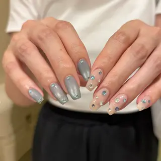 ネイル ⠀ loggy.のネイルデザイン