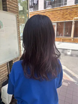ロング 林 美里のヘアスタイル