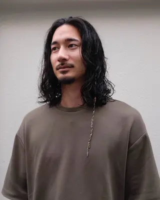 ミディアム パーマ メンズ メンズスタイリスト リュウジのヘアスタイル