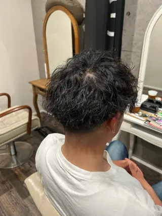 パーマ 今野 詩音のヘアスタイル