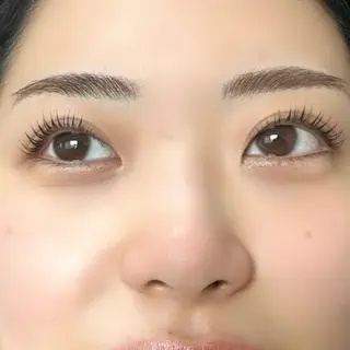 マツエク・マツパ calm eyelash×eyebrow所属・中川 千夏のマツエク・マツパデザイン