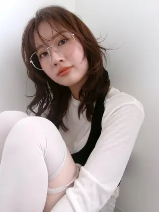 ミディアム レイヤーカット/ 透明感カラーmikuのヘアスタイル