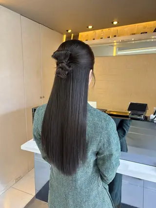 ヘアアレンジ ヘアセット／眉毛カッ ト/Nana〻のヘアスタイル