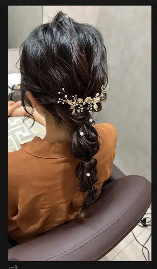 セミロング ヘアアレンジ 🌈安藤愛/透明感 艶カラー🫧ROWのヘアスタイル