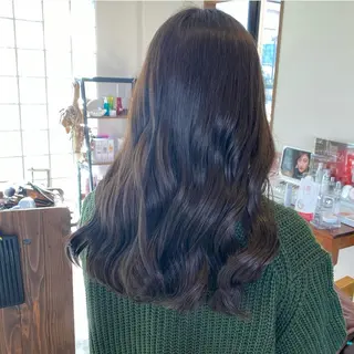 ロング カラー benji所属・Hamatsu Misakiのヘアスタイル