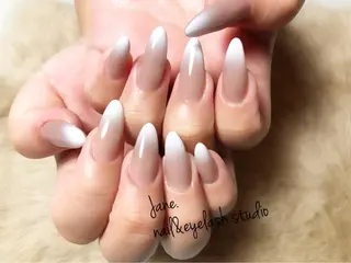 ネイル Yakko pas á pasのネイルデザイン