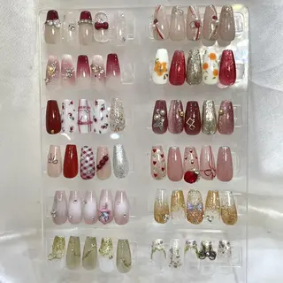 ネイル RAFFINE 月🦋🩵のネイルデザイン