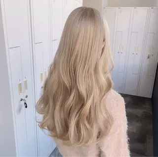 ロング 谷 ほのかのヘアスタイル