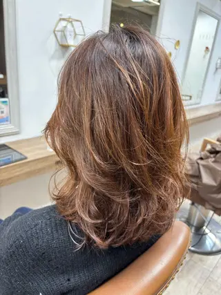 ミディアム 西田 敏幸のヘアスタイル