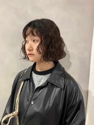 ショート カラー パーマ ボブ/ベージュ/ パーマ🪿近森ゆいのヘアスタイル