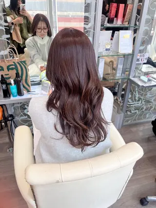ロング カラー ヘアーメイクWiLL梅田店所属・WiLL梅田店／ 荒堀 結香のヘアスタイル