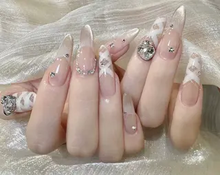 ネイル D-BEAUTY Nailsalonのネイルデザイン